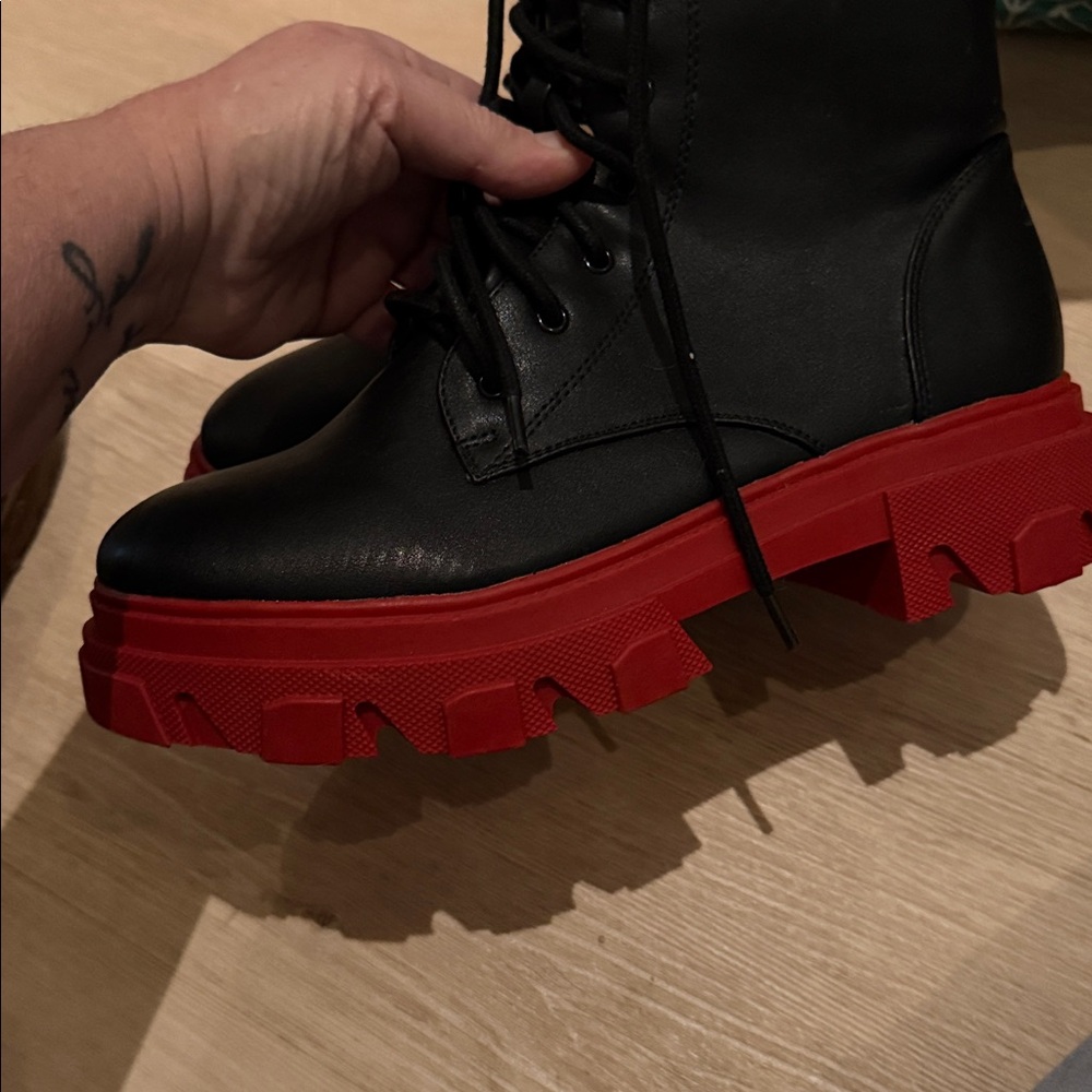Black and Red Women's Lace-Up combat Boots - Picture 8 of 8